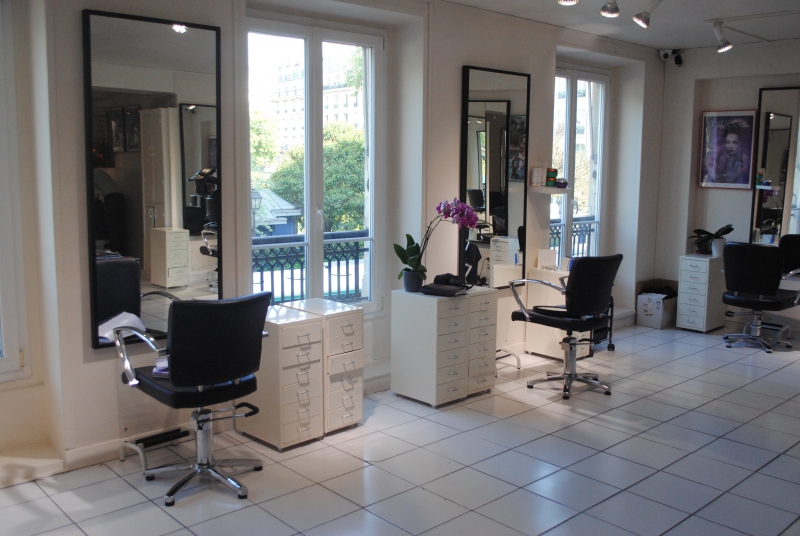 salon-coiffure-ST JEAN CAP FERRAT-min_floor-home-office-property-living-room-room-781228-pxhere.com